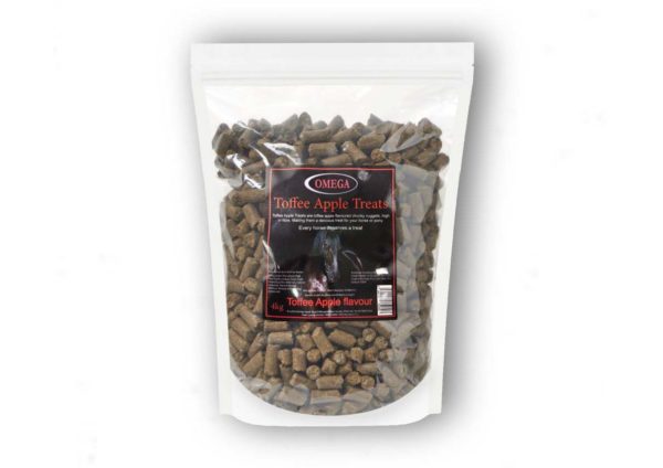 Omega Toffee Apple Treats 4kg